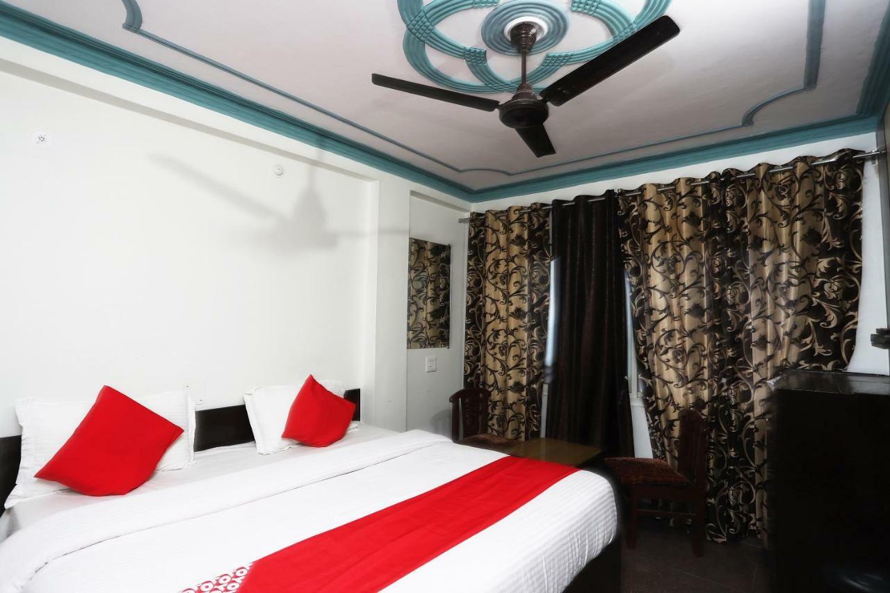 Oyo 43694 Hotel Hillson Pauri Eksteriør bilde