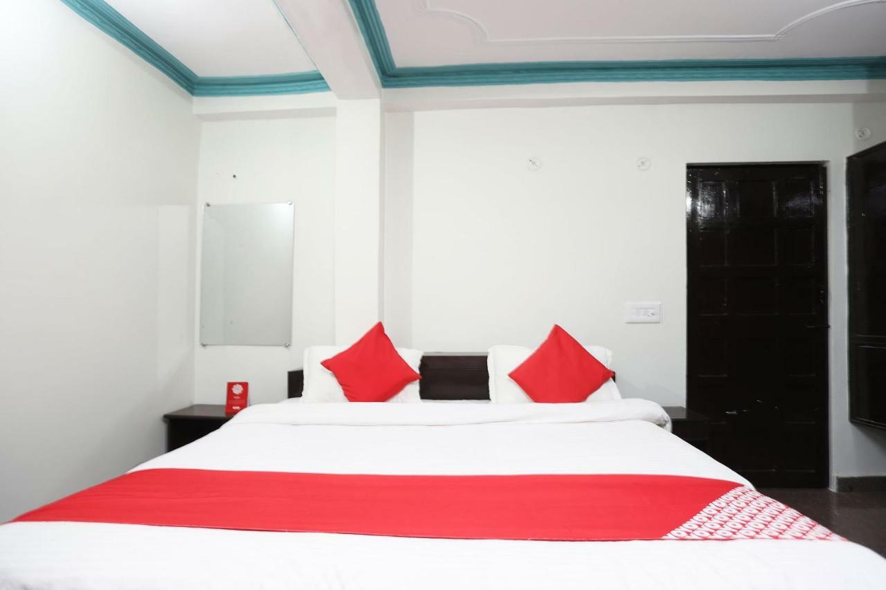 Oyo 43694 Hotel Hillson Pauri Eksteriør bilde