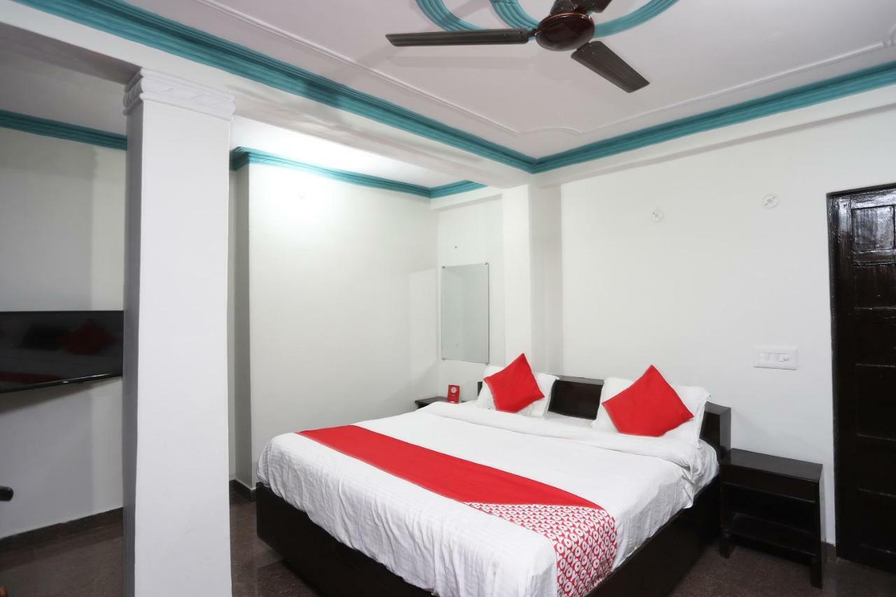 Oyo 43694 Hotel Hillson Pauri Eksteriør bilde